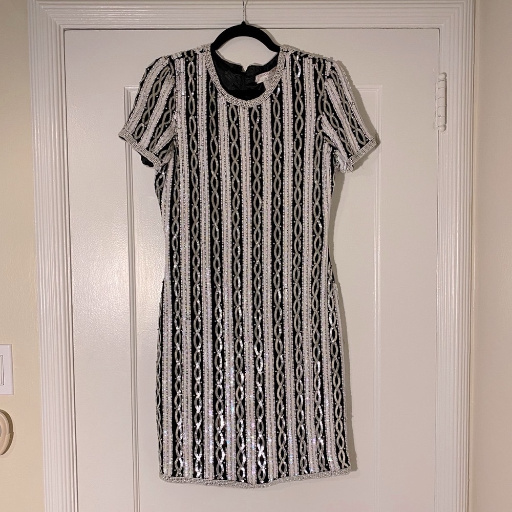 Vintage Adrianna Papell Short Beaded Dress.  GREAT NEW YEAR DRESS!!